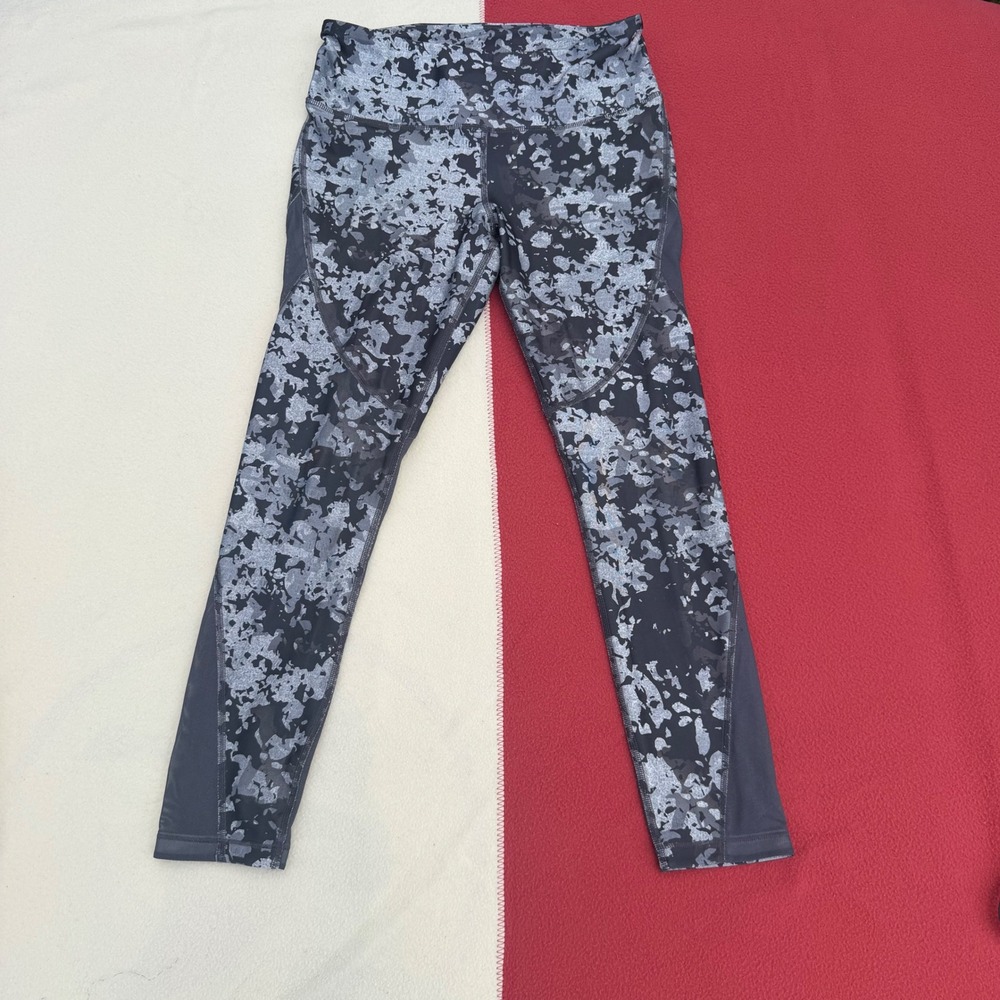 Under Armour HeatGear Compression Leggings Grey Camo Mesh Panel Womens Medium